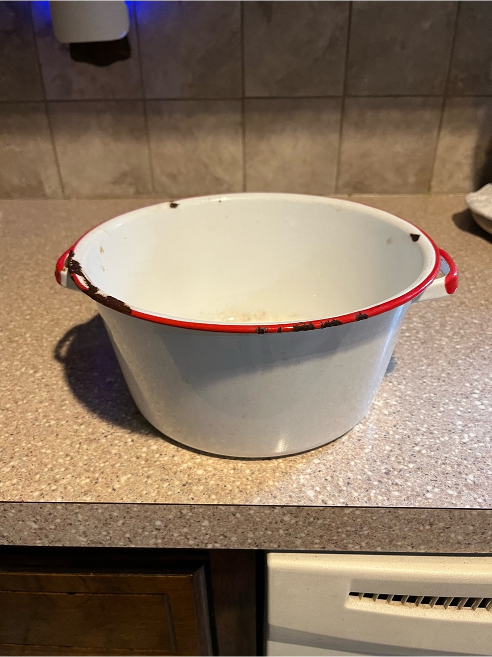 White Enamel wear pot